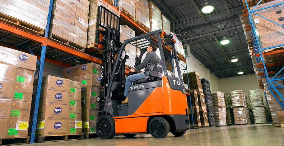 Toyota Forklift transporting material