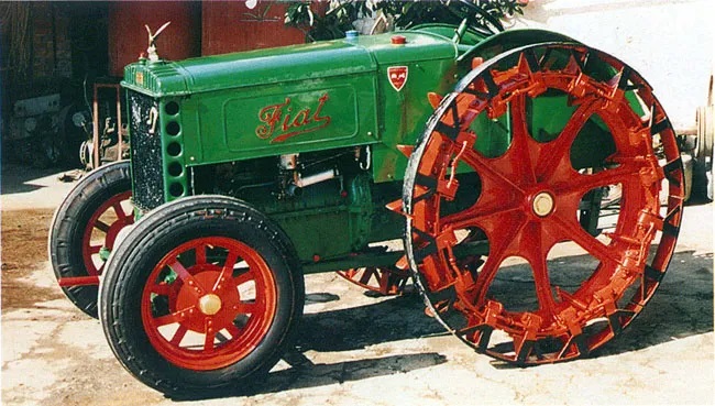 Fiat tractor 702